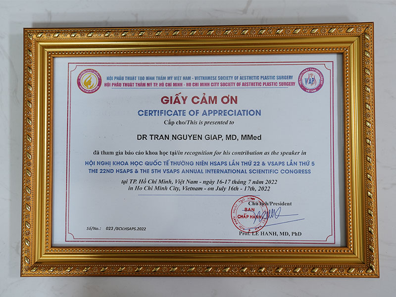 bang-cap-bac-si-tran-nguyen-giap