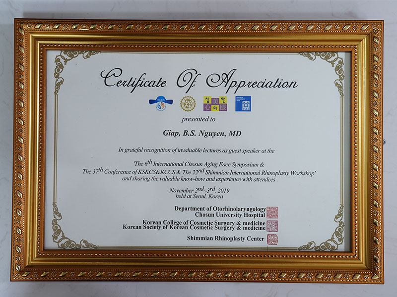 bang-cap-bac-si-tran-nguyen-giap